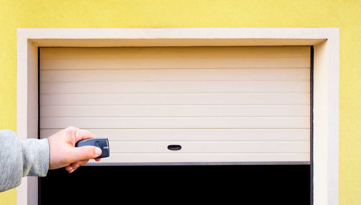 Smart Garage Gadgets That Simplify Storage and Maintenance